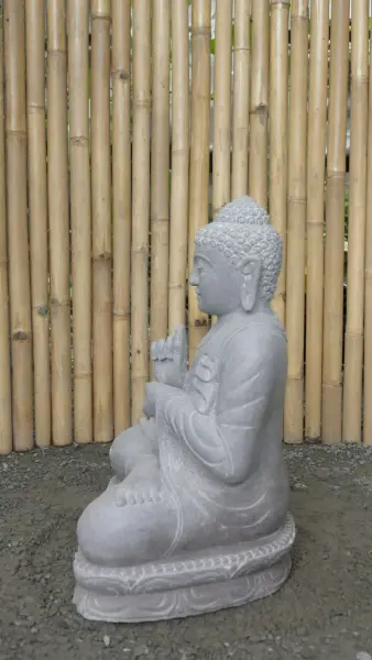 Artikelbild 3 des Artikels “Sitzender Buddha aus Flussstein in Dharmachakra-Stellung - Geste des Rades der Dharma-Lehre. Ungefähr 62cm Höhe. “